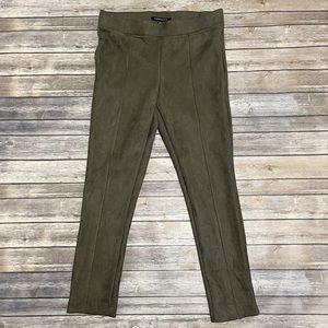 Andrew Marc Faux Suede Leggings GUC Front Seams